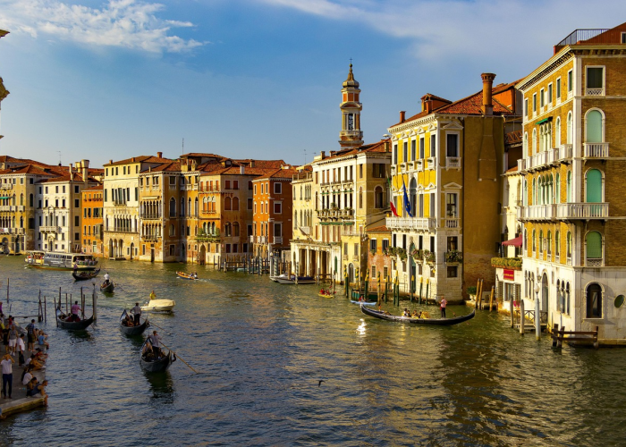 上期所：对部分客户采取限制开仓监管措施| · 